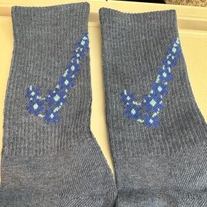Nike crew socks